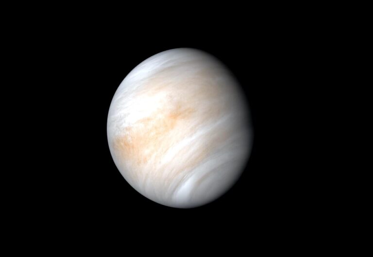 ¿Vida en Venus? Vuelve a aparecer intrigante molécula en las nubes del planeta