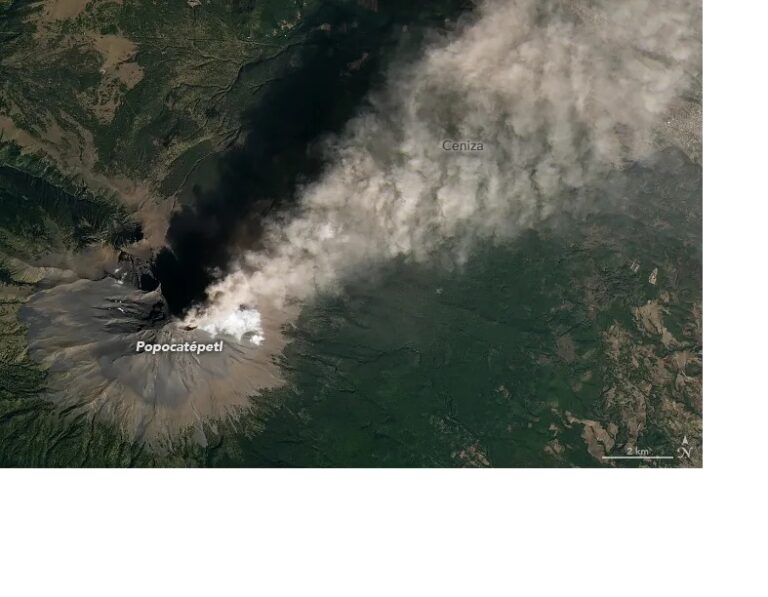 Otra bocanada de ceniza del Popocatépetl