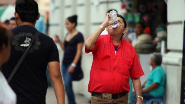 Ola de calor cobra 35 vidas en 6 estados del país