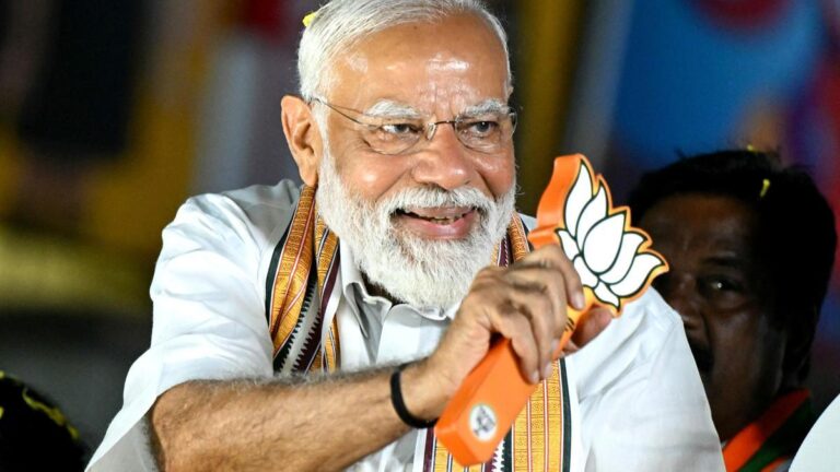Narendra Modi avanza en los comisios en la India