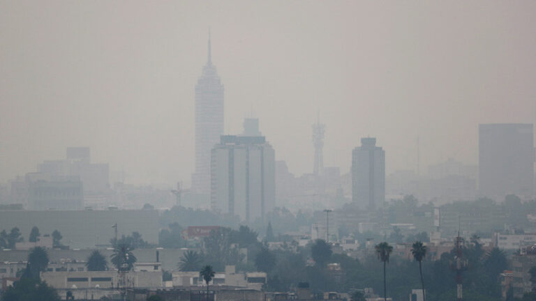 Suspenden contingencia ambiental en CDMX y Edomex: Estos autos NO circulan este viernes