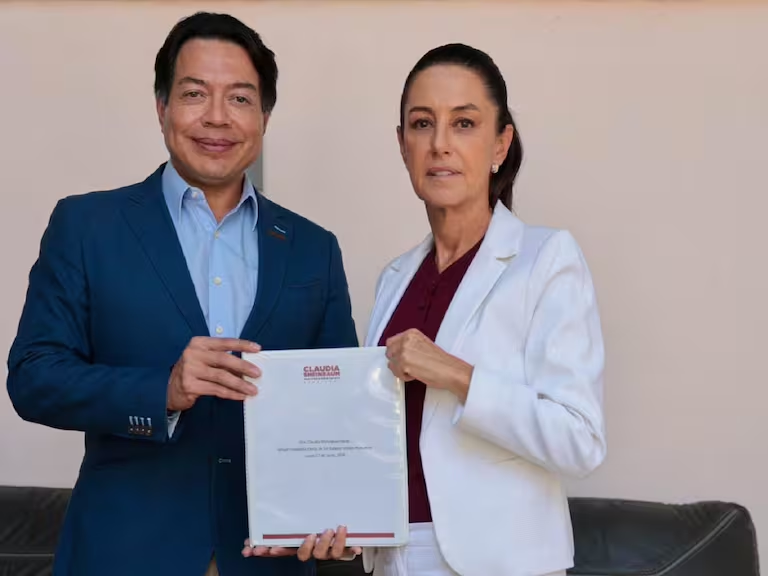 Claudia Sheinbaum recibe resultados de encuestas sobre reforma al Poder Judicial