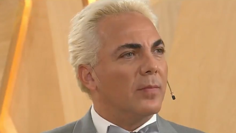 Cristian Castro revela por error su bisexualidad en entrevista en vivo