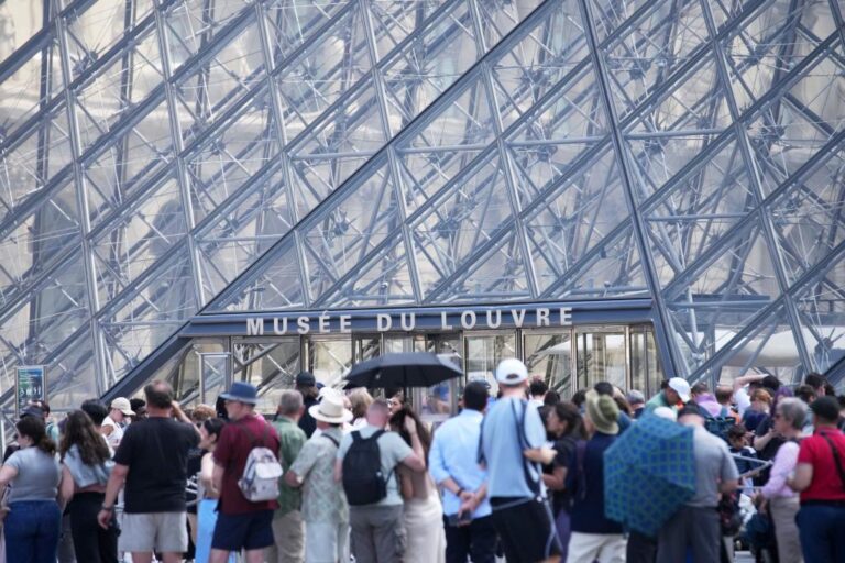 Colapso tras la Mona Lisa: el Louvre cierra por huelga del personal agotado