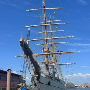 Reparado Buque Cuauhtémoc navega en modo prueba