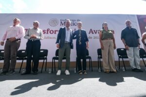 Sheinbaum anuncia tren México-Guadalajara y acusa corrupción neoliberal en Colima