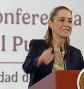 Sheinbaum pide revisar fallo que favoreció a TV Azteca
