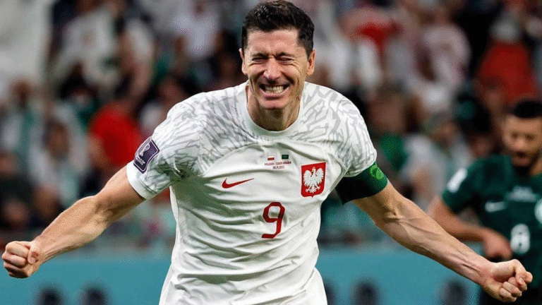 Polonia vence 3-1 a Finlandia y pelea la cima del Grupo G
