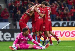 Toluca se afianza en la parte alta: vence 3-1 a Puebla