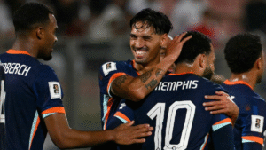 Depay anota y hace historia en la goleada 0-4 de Países Bajos ante Malta
