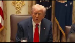 Trump evalúa ataques terrestres en Venezuela