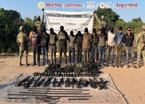 Disparos, persecución y 13 detenidos en el poblado La Vuelta