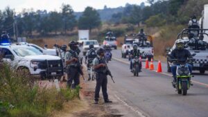 Narcobloqueos tras operativo contra ‘El Camaleón’