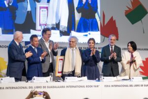 Maalouf inaugura la FIL de Guadalajara: “Vivimos una época aterradora y a la vez fascinante”