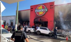 Incendio en Waldo’s de Hermosillo deja 23 muertos y 11 heridos