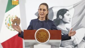 Sheinbaum revisa documento del Senado en torno a la situación de Gertz