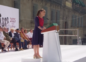 Sheinbaum afirma que campañas en su contra no frenarán a su gobierno