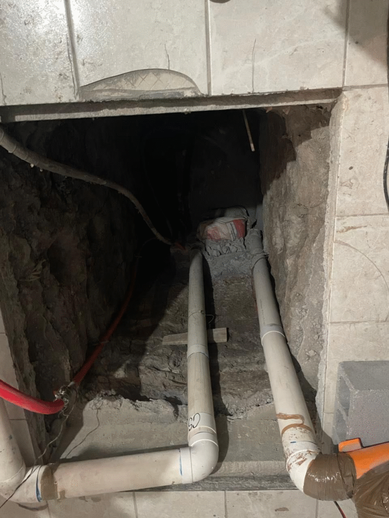 Aseguran 30 mil litros de hidrocarburo y desactivan toma clandestina en Nuevo León