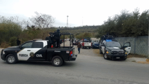 Conductor fallece en Nuevo León al pasar su auto por una mina