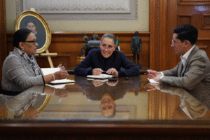 Papa León XIV recibe invitación de Sheinbaum para venir a Mexico