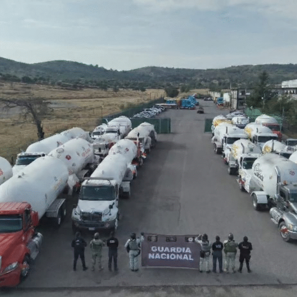 Aseguran más de 82 mil litros de hidrocarburo en Puebla