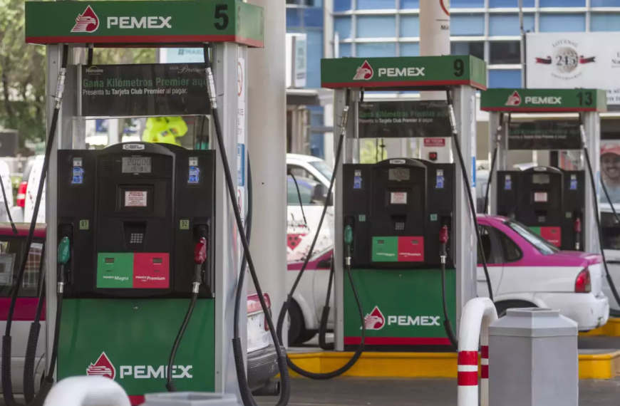 Sheinbaum destaca estabilidad del precio de la gasolina en México