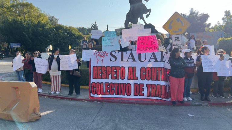 Bloquea Stauaem accesos al campus Chamilpa por falta de pago de aguinaldo