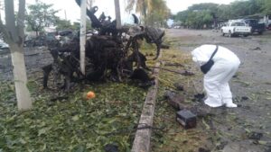 Cinco muertos por coche bomba en Coahuayana