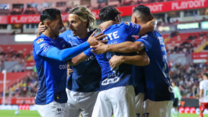 Monterrey vence 2-0 a Necaxa como visitante