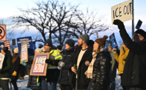Trump amenaza con invocar la Ley de Insurrección por protestas en Mineápolis