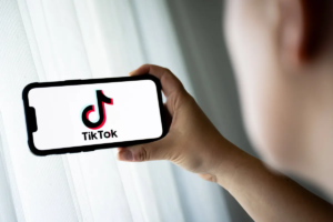 TikTok implementará nueva tecnología de detección de edad en Europa