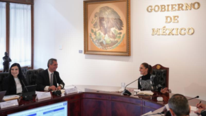 Sheinbaum se reúne con Banxico y la banca para analizar perspectivas económicas