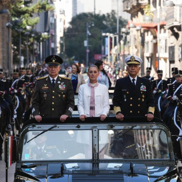 Sheinbaum encabeza ceremonia por el 113 aniversario de la Marcha de la Lealtad