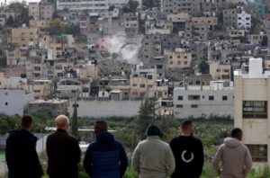 Ataques y demoliciones en Cisjordania dejan decenas de heridos