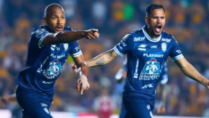Pachuca remonta a Tigres en el Volcán y lo vence 2-1