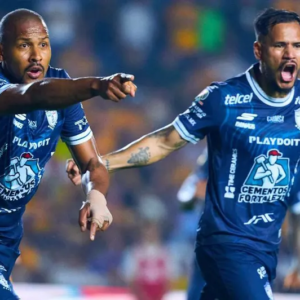 Pachuca remonta a Tigres en el Volcán y lo vence 2-1