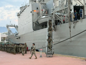 Arriba buque ARM “Usumacinta” a Puerto Vallarta con 103 marinos para reforzar seguridad