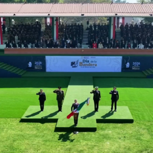 Claudia Sheinbaum encabeza ceremonia por el Día de la Bandera