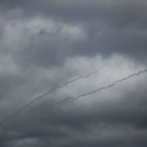 Iran lanza misiles contra bases de Estados Unidos en Medio Oriente