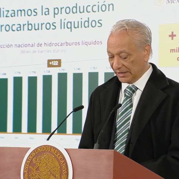 Pemex mantiene envíos de crudo a Cuba pese a tensiones