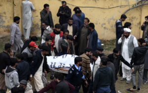 Atentado suicida en mezquita chiíta de Islamabad deja más de 30 muertos