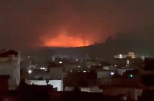 Pakistán bombardea Kabul y abre frente directo con Afganistán