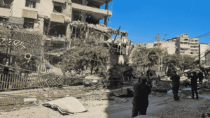 Irán reporta 555 muertos y 131 ciudades afectadas