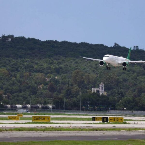 Más de mil 300 mexicanos salen de Medio Oriente