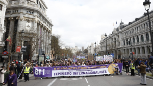 Miles marchan en España por el 8M entre reclamos de igualdad