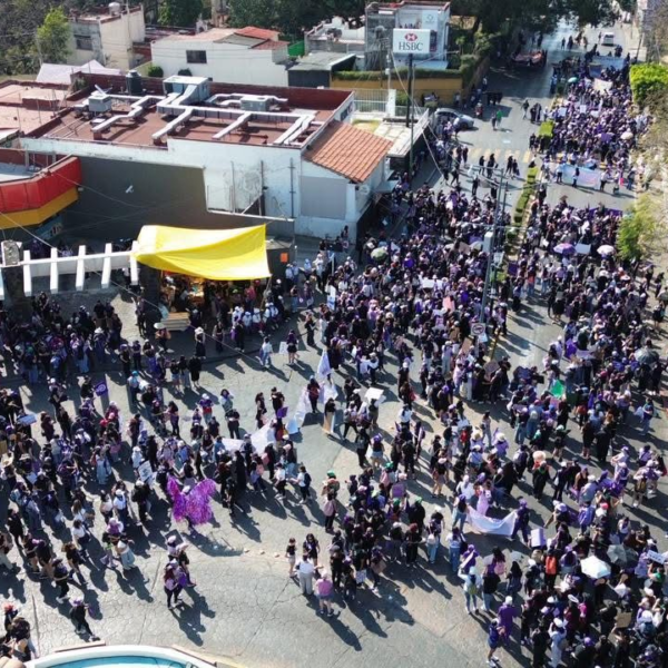 Marcha del 8M desata enojo y daños en el Palacio de Gobierno de Morelos