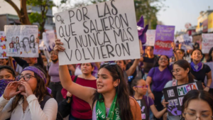 Miles de mujeres marchan en México este 8M para exigir justicia y seguridad