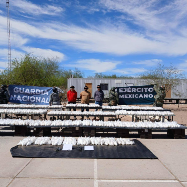 Fuerzas federales decomisan más de 2.7 toneladas de droga y detienen a 69 personas