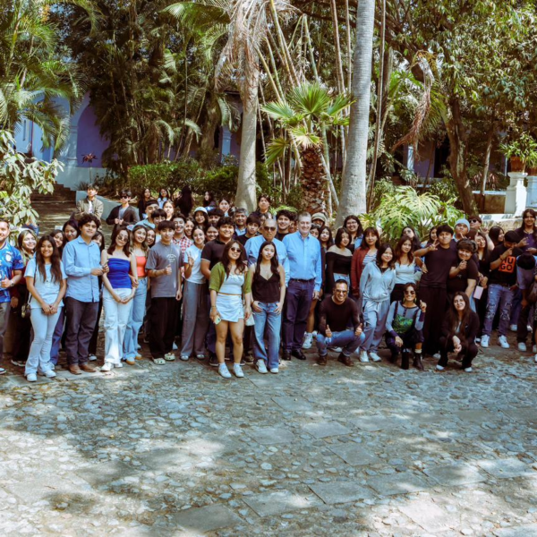 Estudiantes de Hidalgo visitan Cuernavaca en recorrido turístico y cultural
