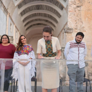 Sheinbaum firma decreto para crear destinos turísticos comunitarios